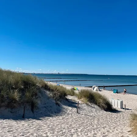 Ostseebuhne Graal-mueritz * Gelbensande
